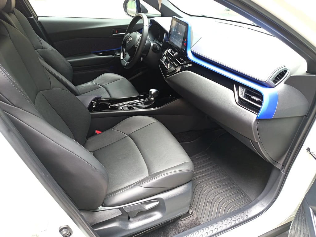 Toyota IZOA used suv for Nigeria market