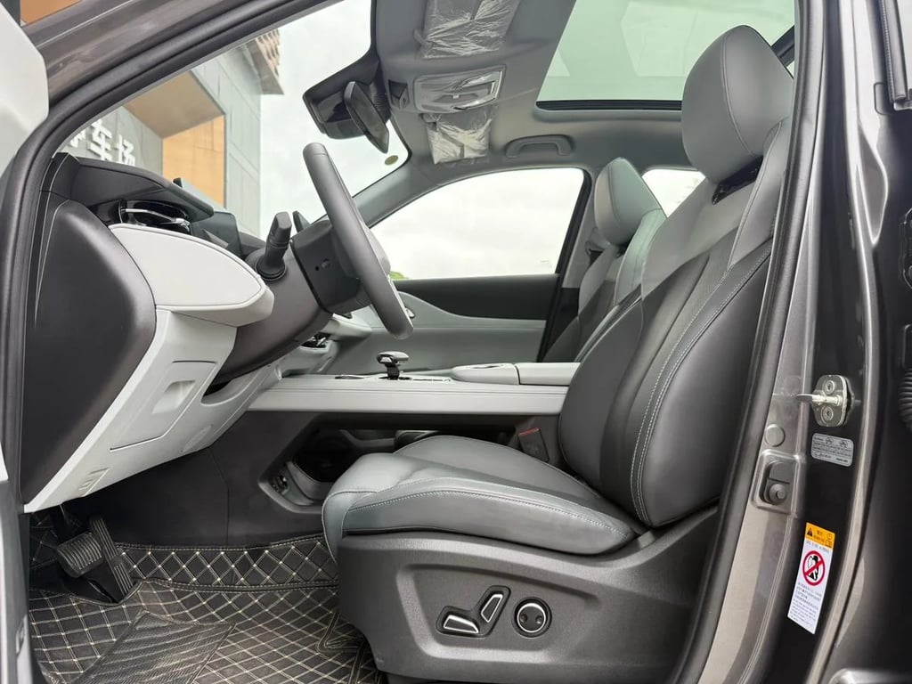 Changan UNI-Z used suv for Nigeria market