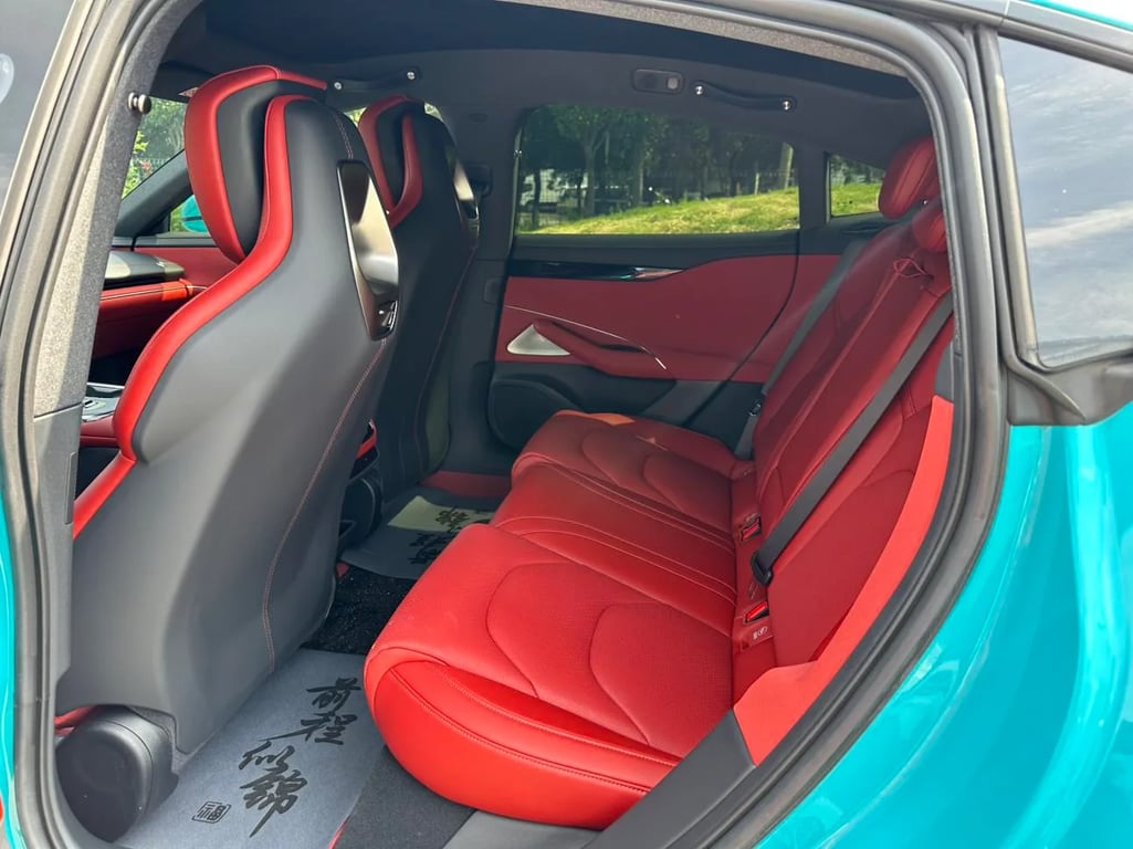 Xiaomi SU7 used suv for Nigeria market