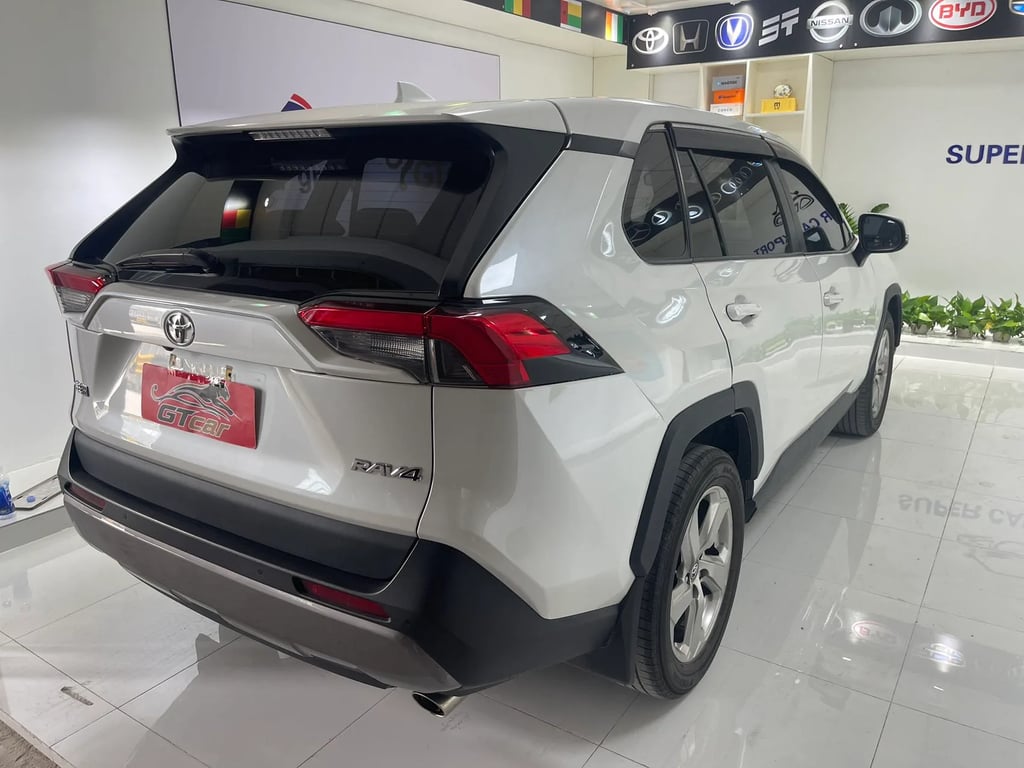 Toyota RAV4 used suv for Nigeria market