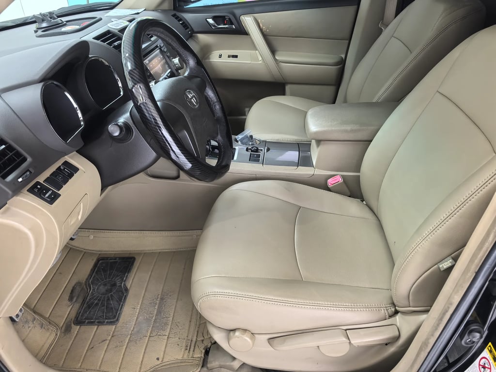 Toyota Highlander used suv for Nigeria market