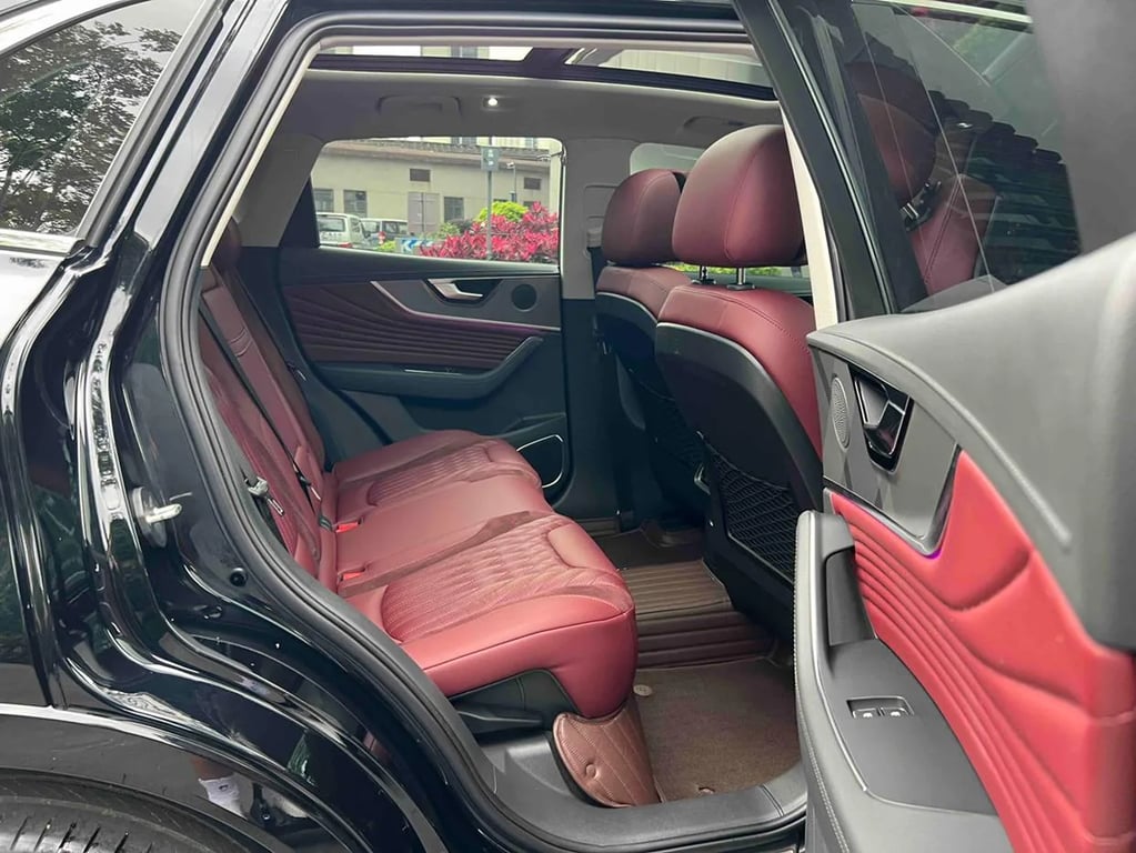 Hongqi HS5 used suv for Nigeria market