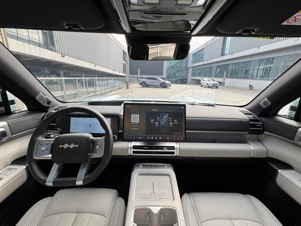 FANG CHENG BAO Tai 7 used suv for Nigeria market