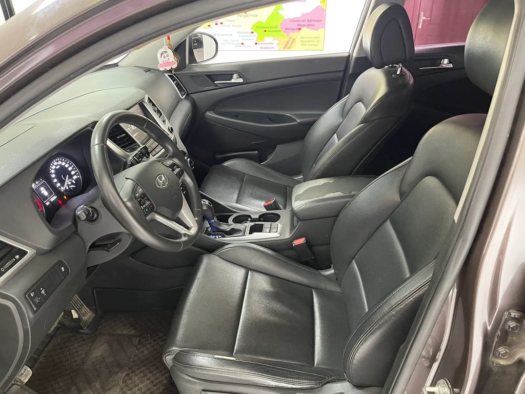 Hyundai Tucson used suv for Nigeria market