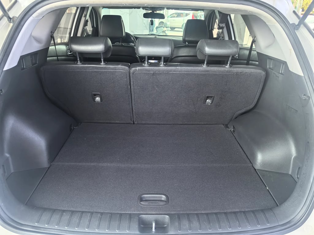 Hyundai Tucson used suv for Nigeria market