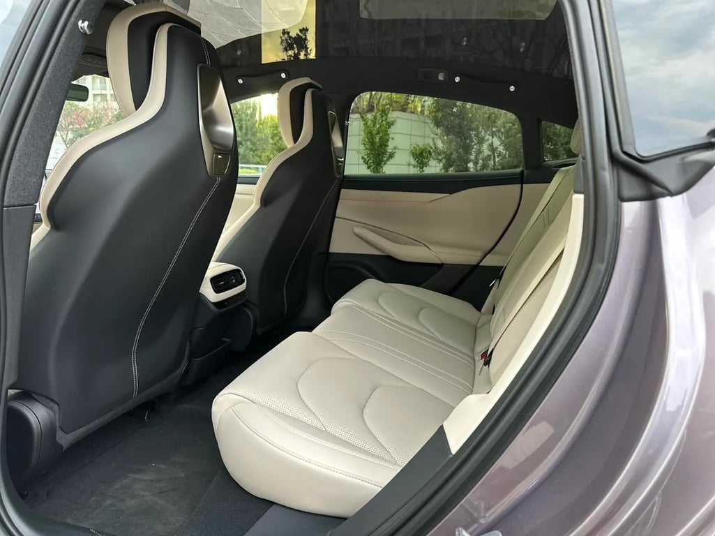 Xiaomi SU7 used suv for Nigeria market