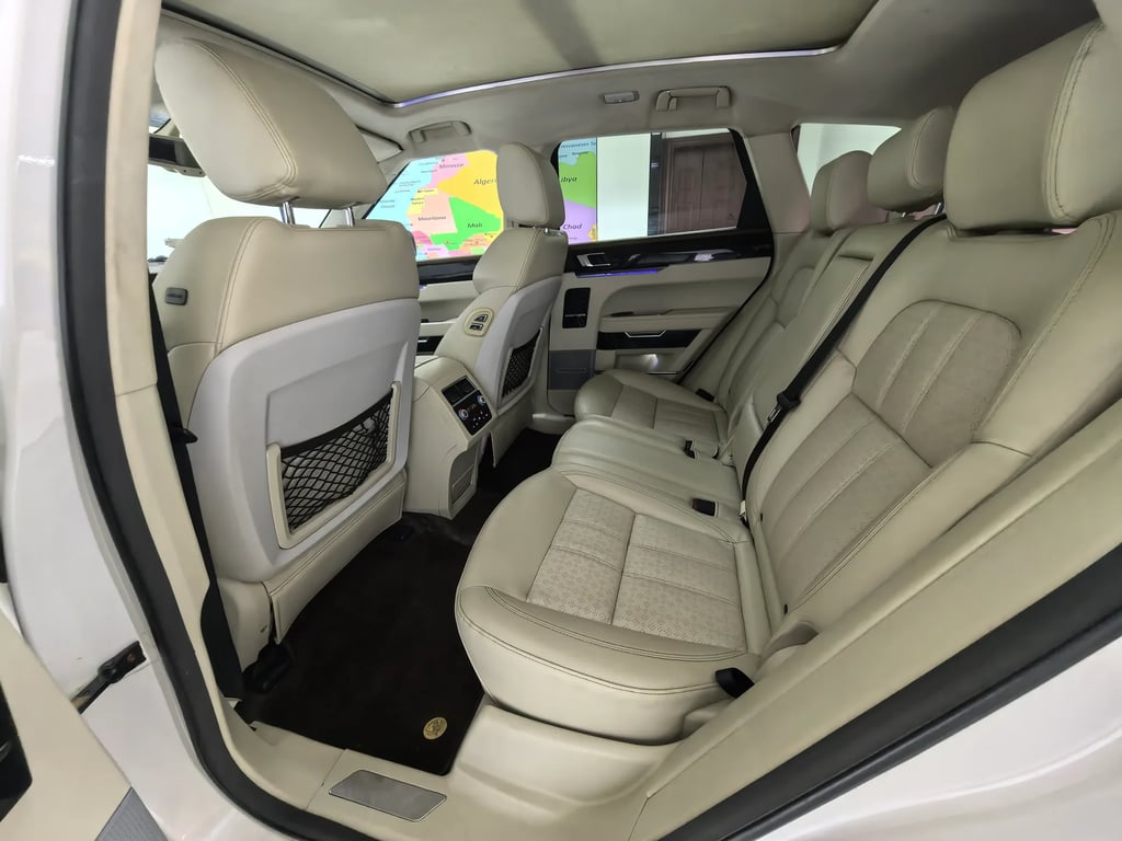 2017 Zotye T700 interior 9