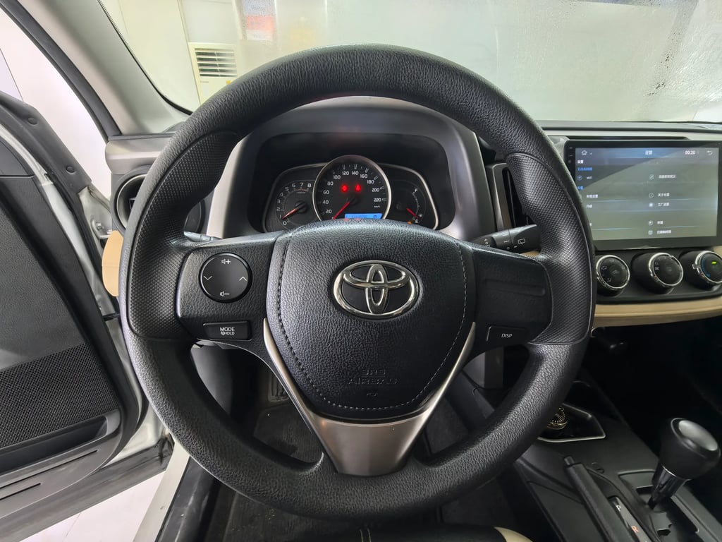 Toyota RAV4 used suv for Nigeria market