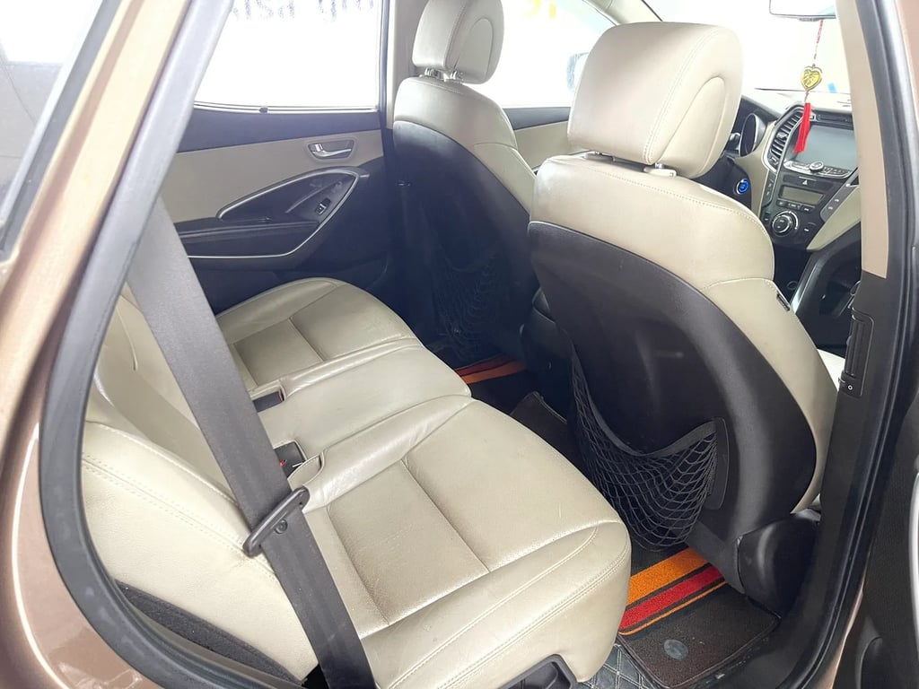 Hyundai Santa Fe used suv for Nigeria market