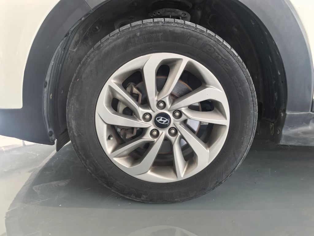 Hyundai Tucson used suv for Nigeria market