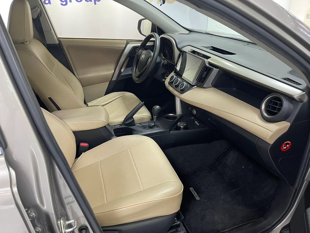 Toyota RAV4 used suv for Nigeria market