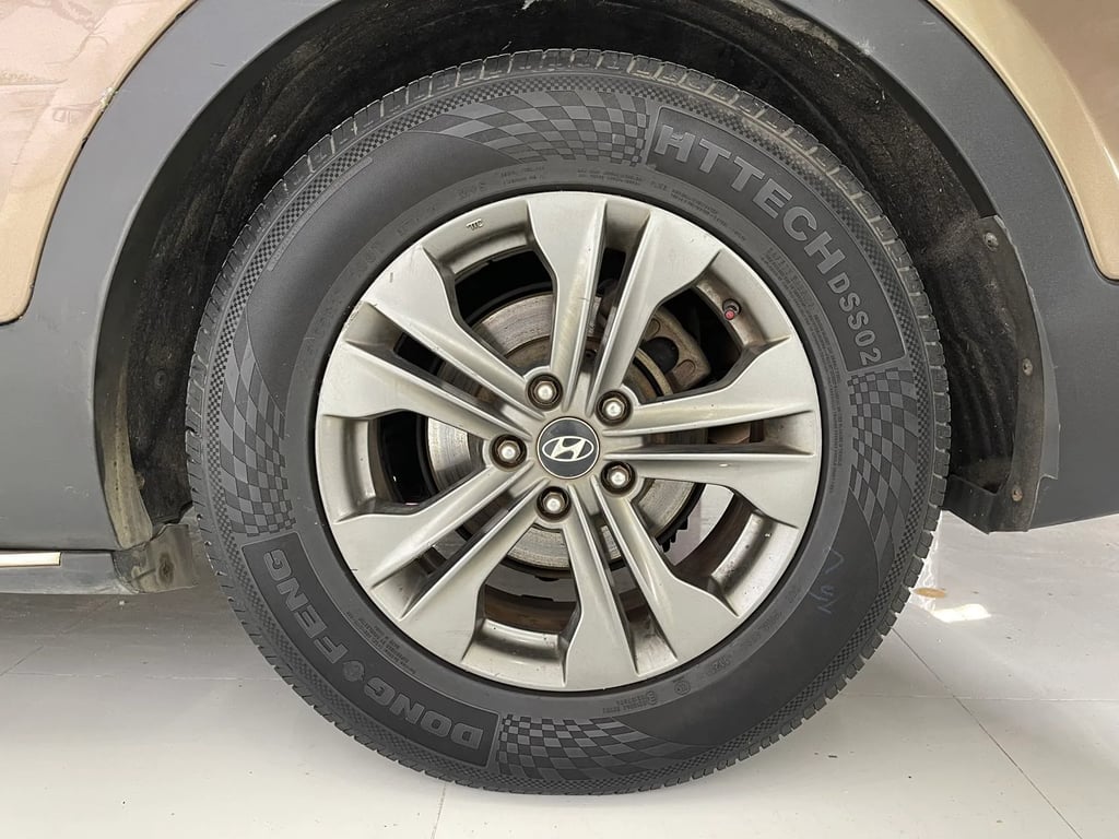 Hyundai Santa Fe used suv for Nigeria market