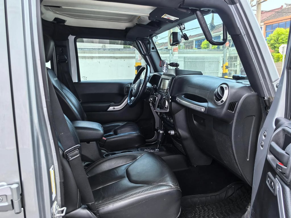 Jeep Wrangler used suv for Nigeria market