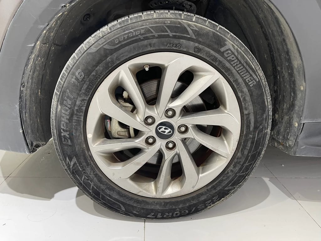 Hyundai Tucson used suv for Nigeria market