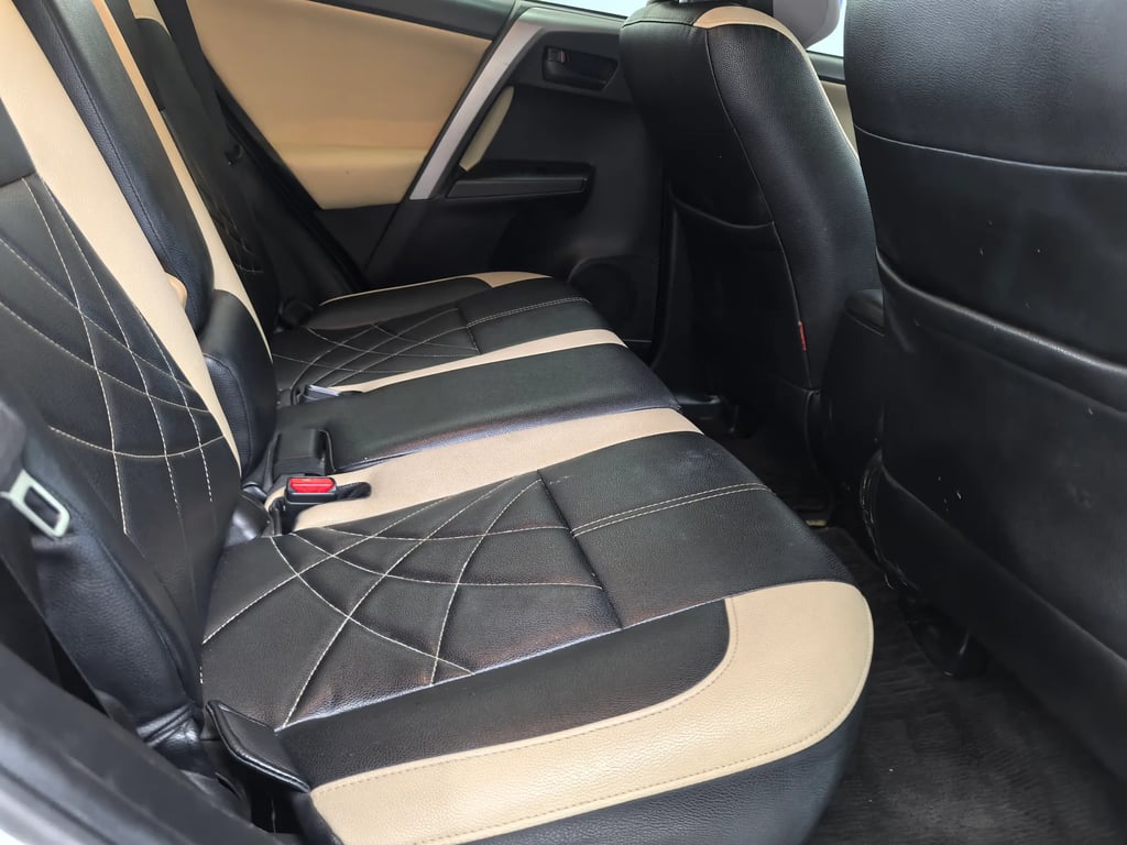 Toyota RAV4 used suv for Nigeria market