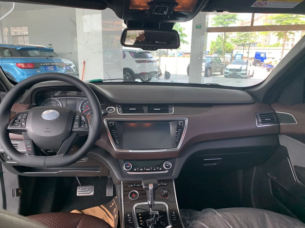 Landwind X7 used suv for Nigeria market