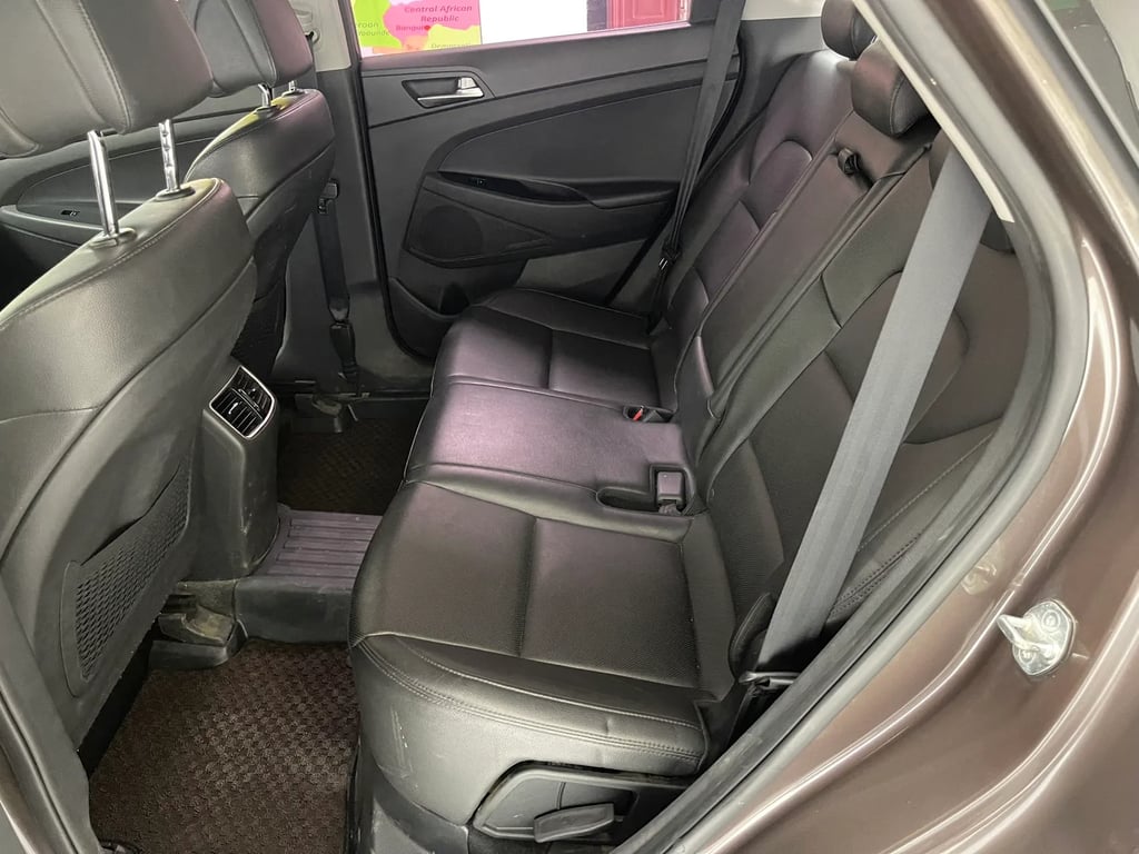 Hyundai Tucson used suv for Nigeria market