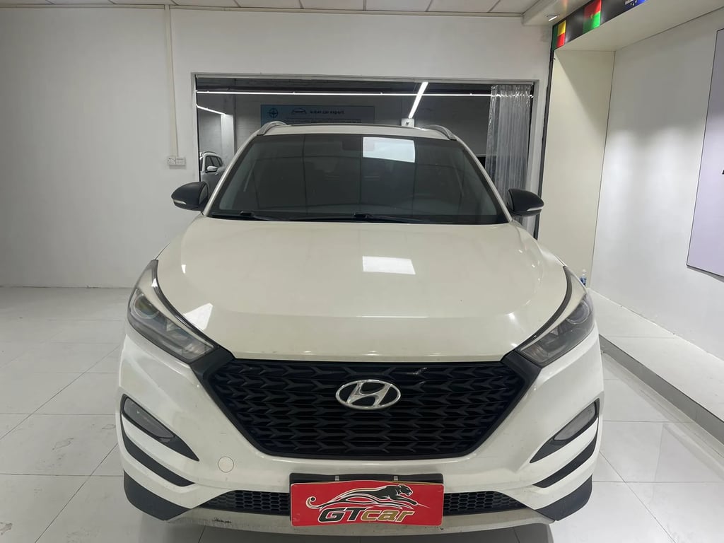 Hyundai Tucson used suv for Nigeria market