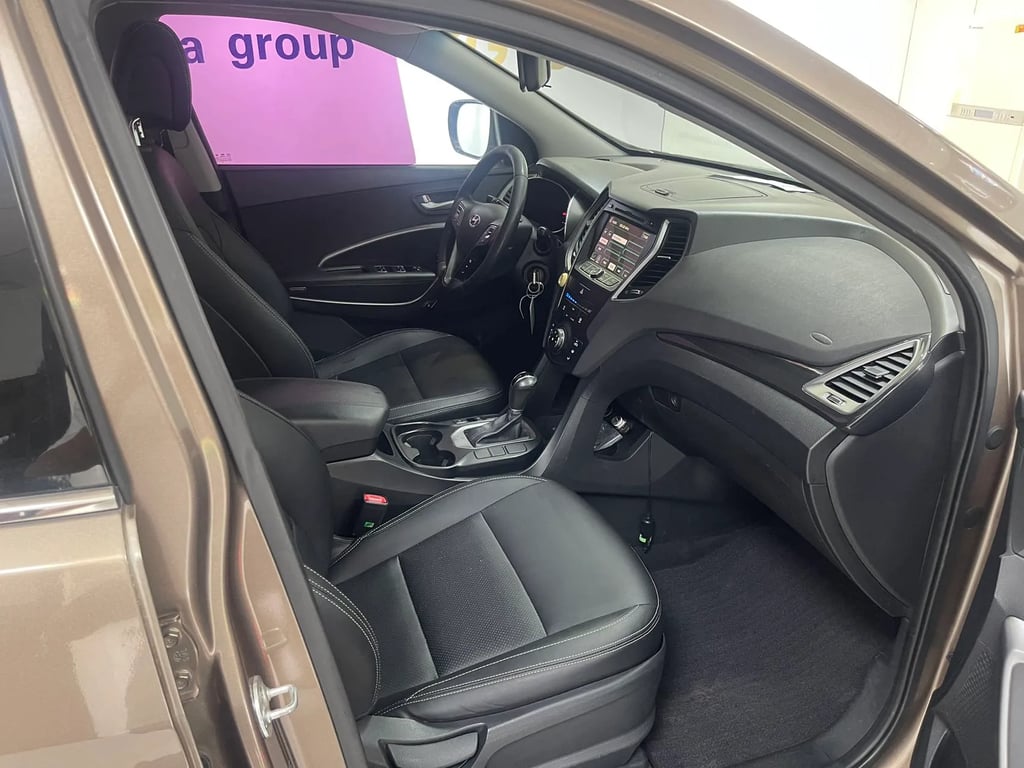 Hyundai Santa Fe used suv for Nigeria market
