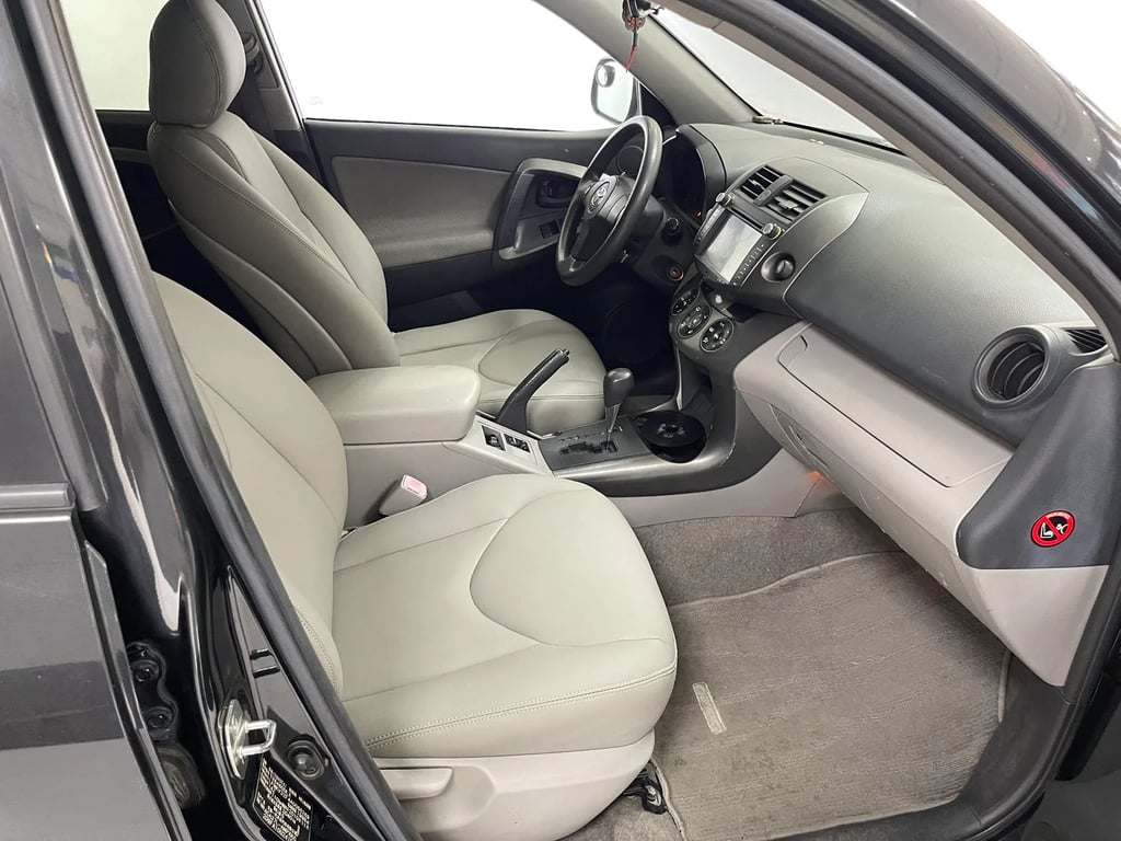 Toyota RAV4 used suv for Nigeria market