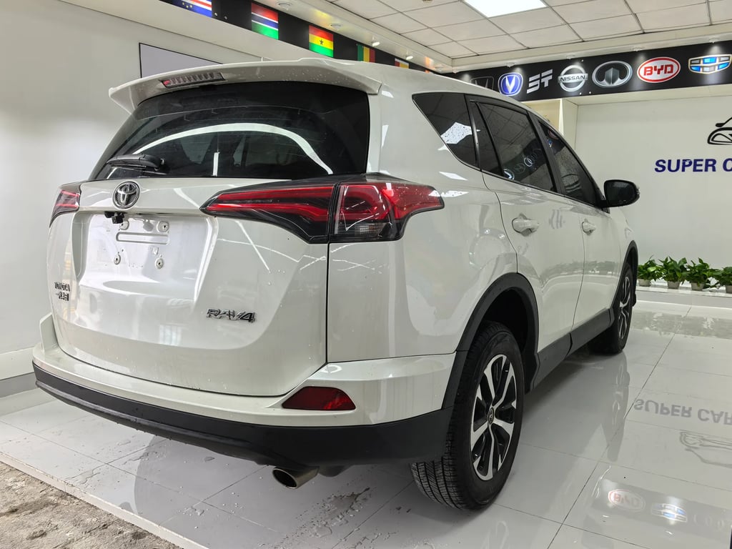 Toyota RAV4 used suv for Nigeria market