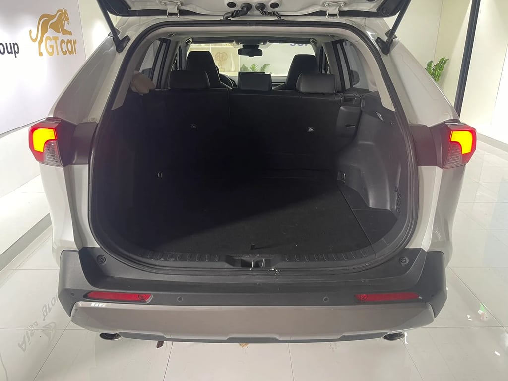 Toyota RAV4 used suv for Nigeria market