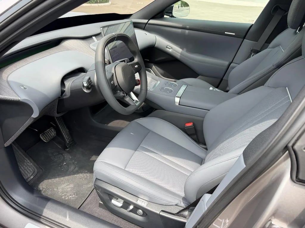Xiaomi YU7 used suv for Nigeria market