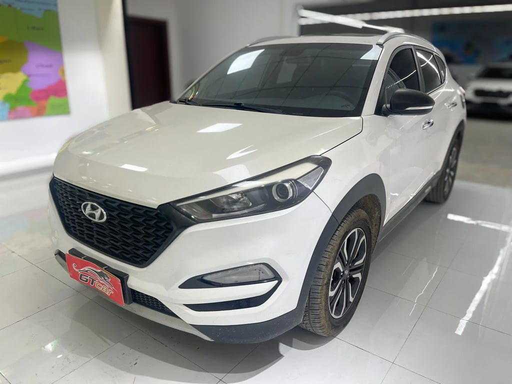 Hyundai Tucson used suv for Nigeria market