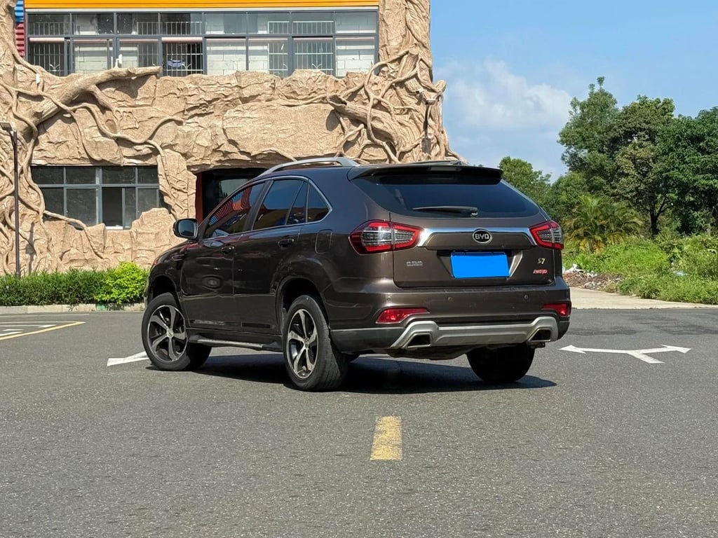 BYD S7 used suv for Nigeria market
