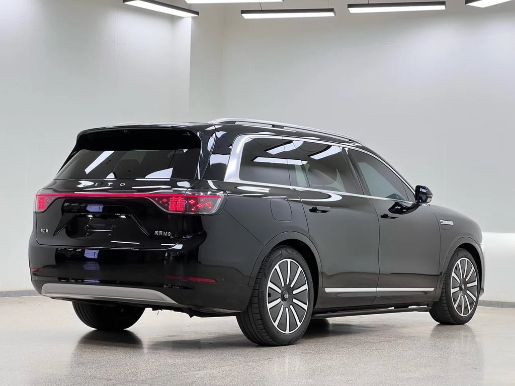 AITO AITO M9 used suv for Nigeria market