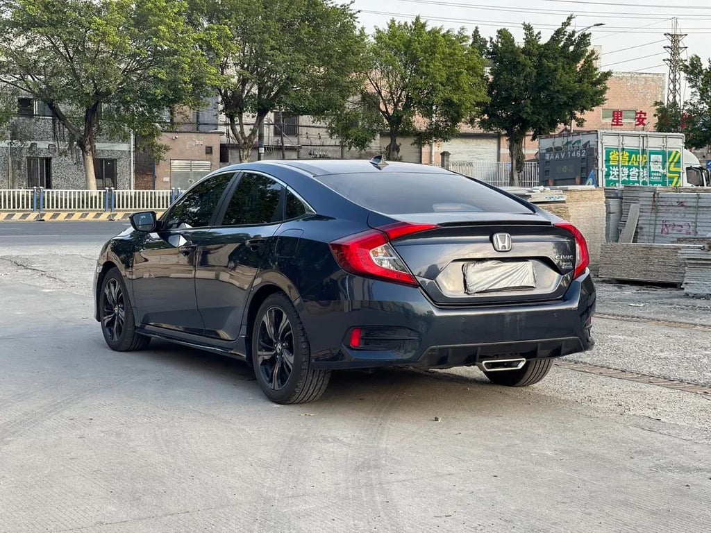 Honda CIVIC used sedan for Nigeria market