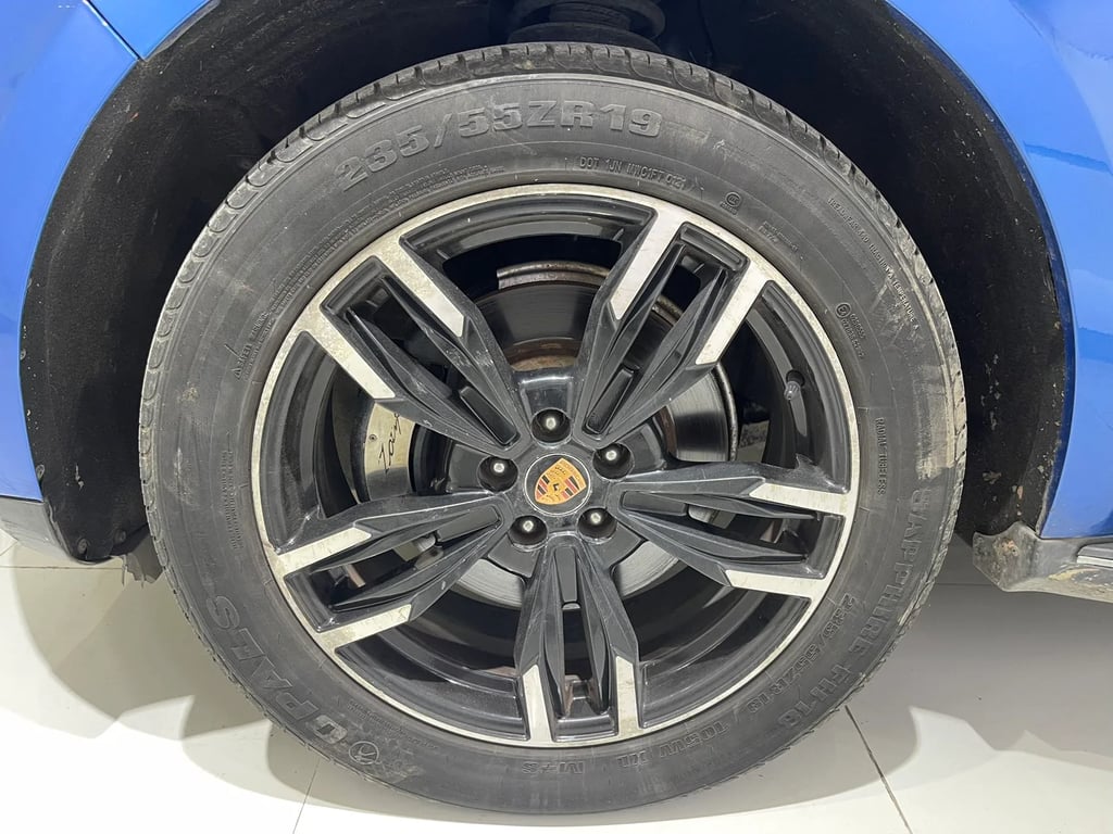 Zotye SR9 used suv for Nigeria market
