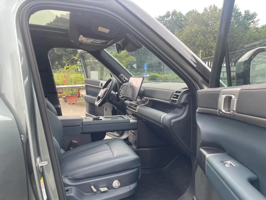 FANG CHENG BAO Tai 7 used suv for Nigeria market