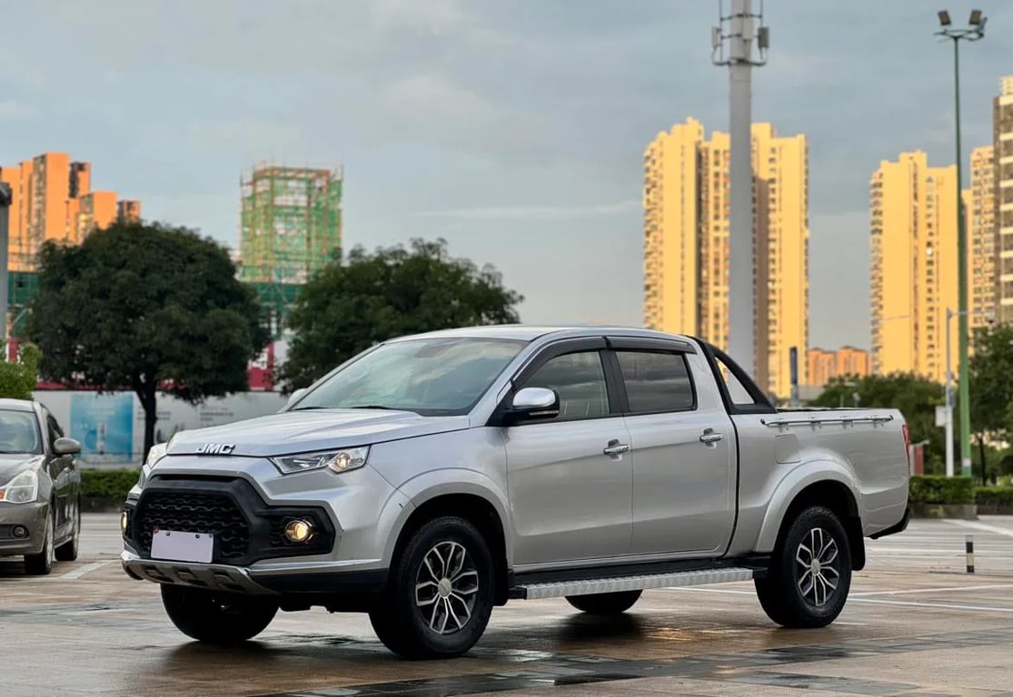 JMC Yuhu 7 used pickup for Nigeria market