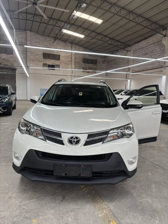 Used 2016Toyota RAV4 2.0L 151HP L4 CVT Exterior 1