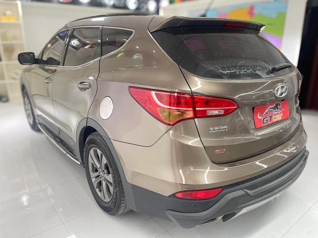 Hyundai Santa Fe used suv for Nigeria market
