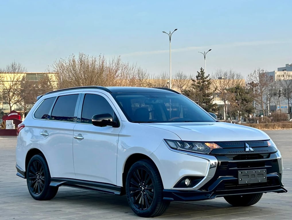 Mitsubishi Outlander used suv for Nigeria market