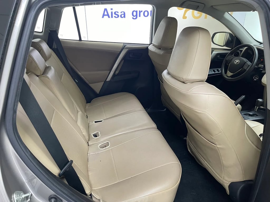 Toyota RAV4 used suv for Nigeria market