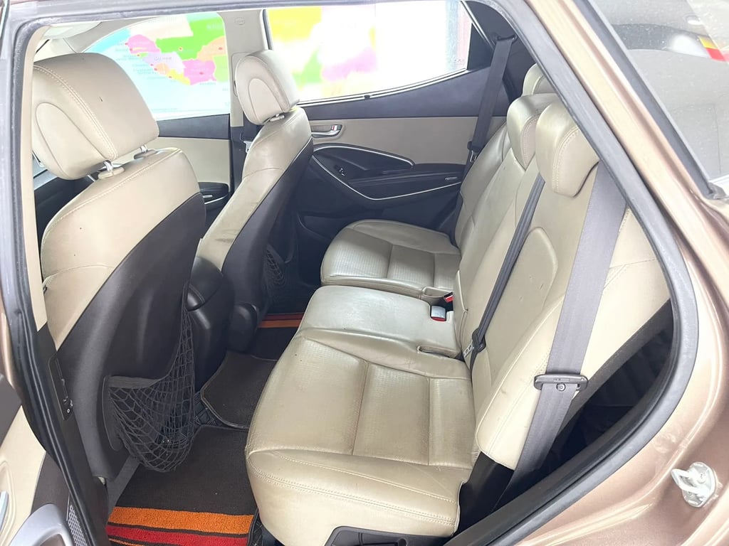 Hyundai Santa Fe used suv for Nigeria market