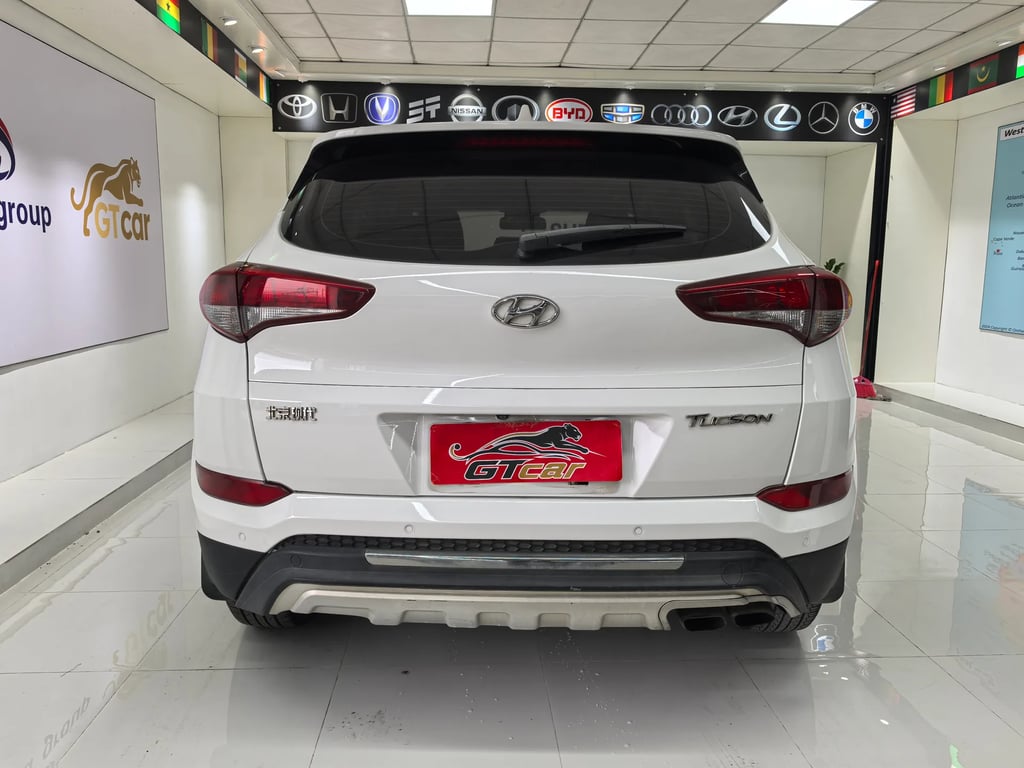 Hyundai Tucson used suv for Nigeria market