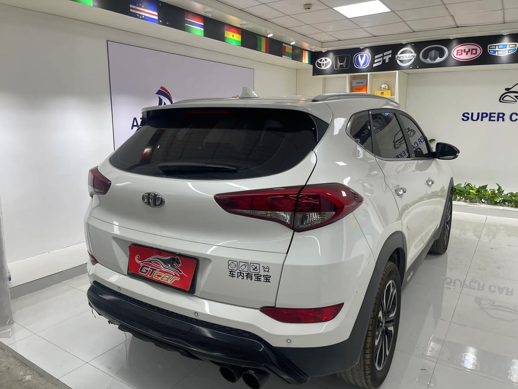 Hyundai Tucson used suv for Nigeria market