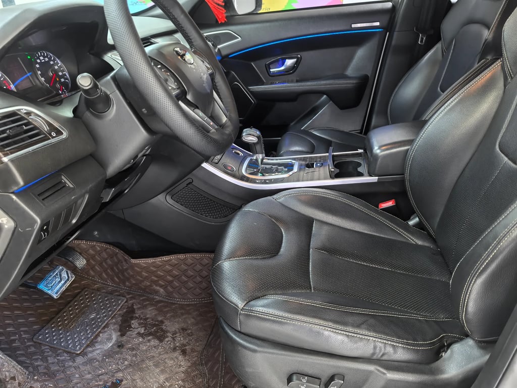 Landwind X7 used suv for Nigeria market
