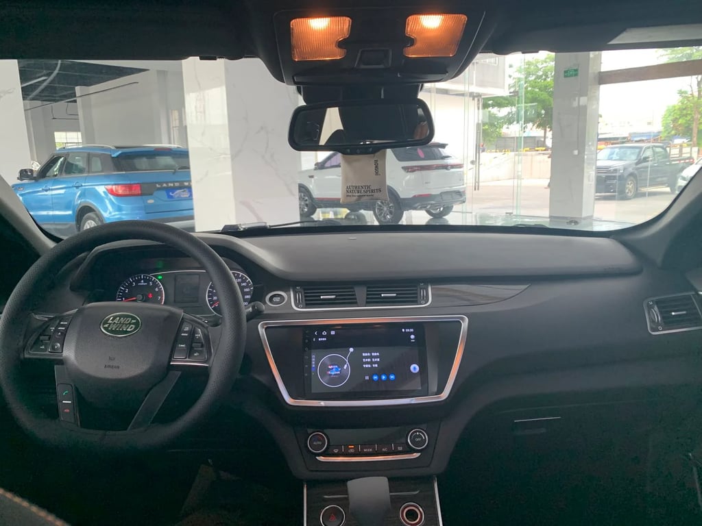 Landwind X7 used suv for Nigeria market