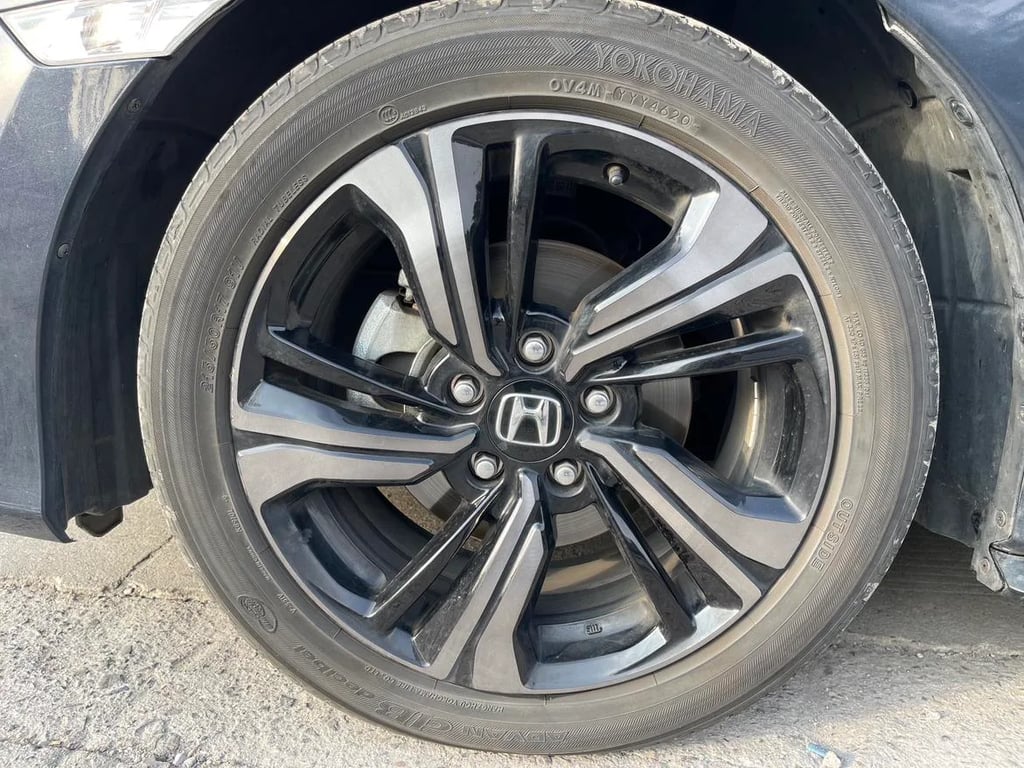Honda CIVIC used sedan for Nigeria market