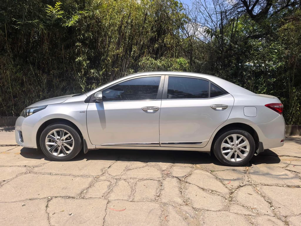 Toyota Corolla used sedan for Nigeria market