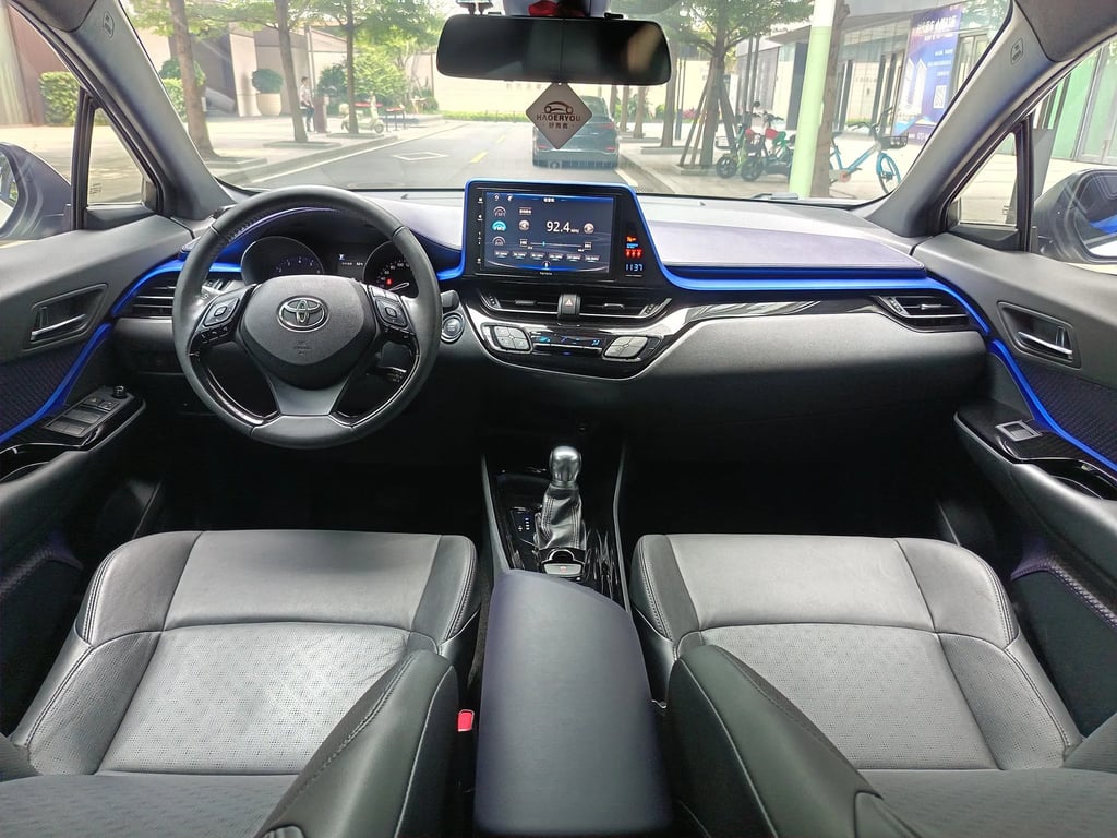 Toyota IZOA used suv for Nigeria market