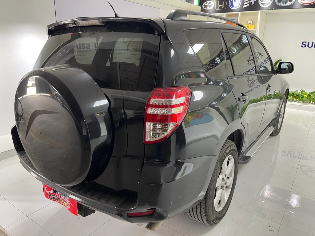 Toyota RAV4 used suv for Nigeria market
