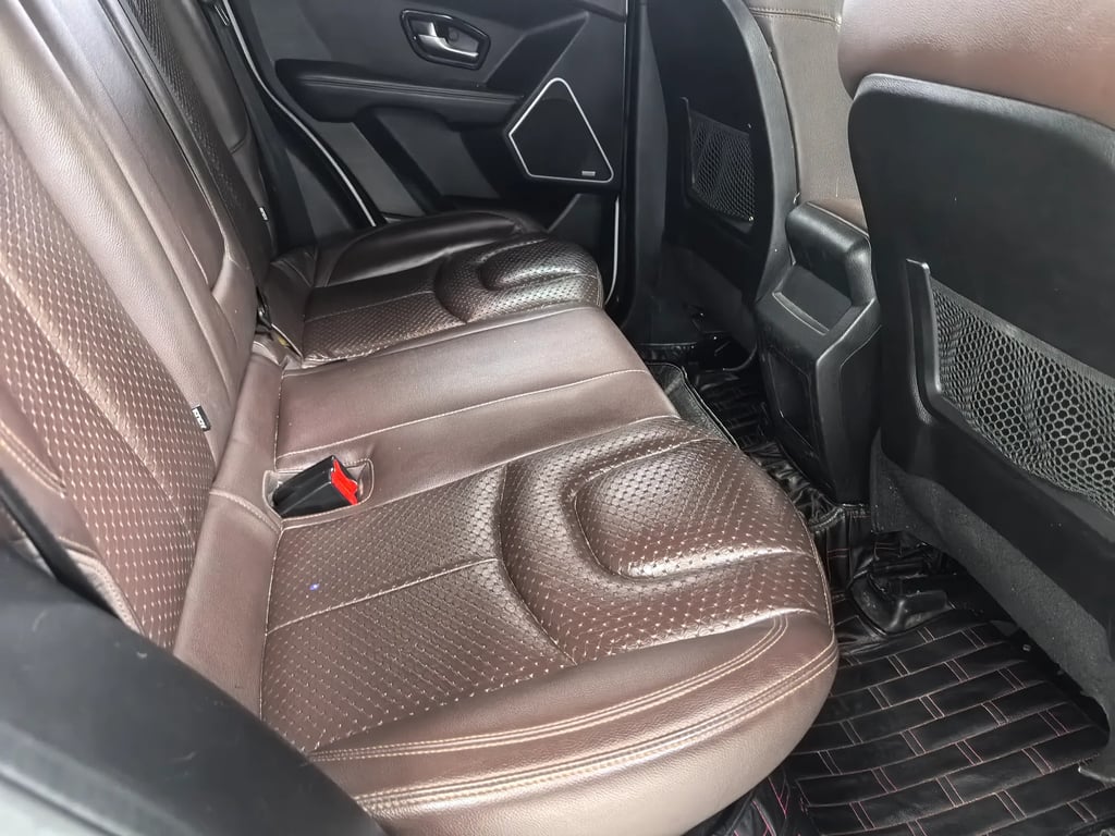 Landwind X7 used suv for Nigeria market