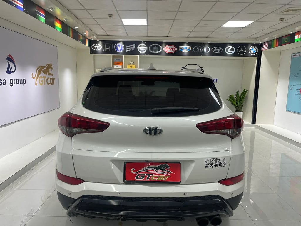 Hyundai Tucson used suv for Nigeria market