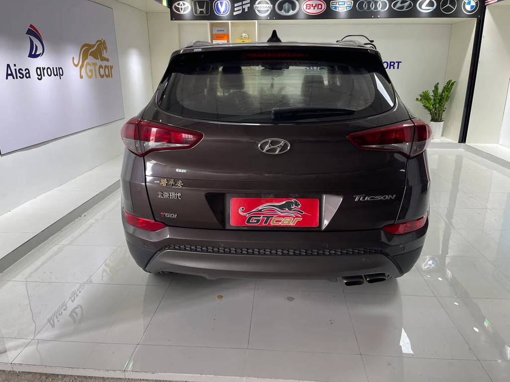 Hyundai Tucson used suv for Nigeria market